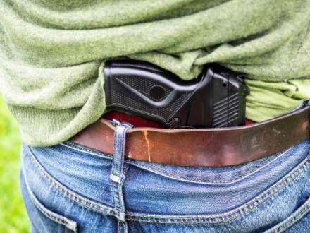 Waukegan, IL weapons crimes defense lawyer