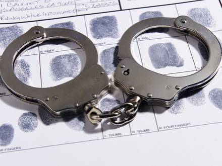 Libertyville, IL drug crimes defense lawyer